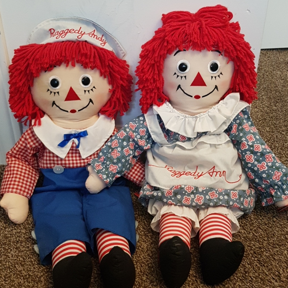 Raggedy Ann & Andy dolls